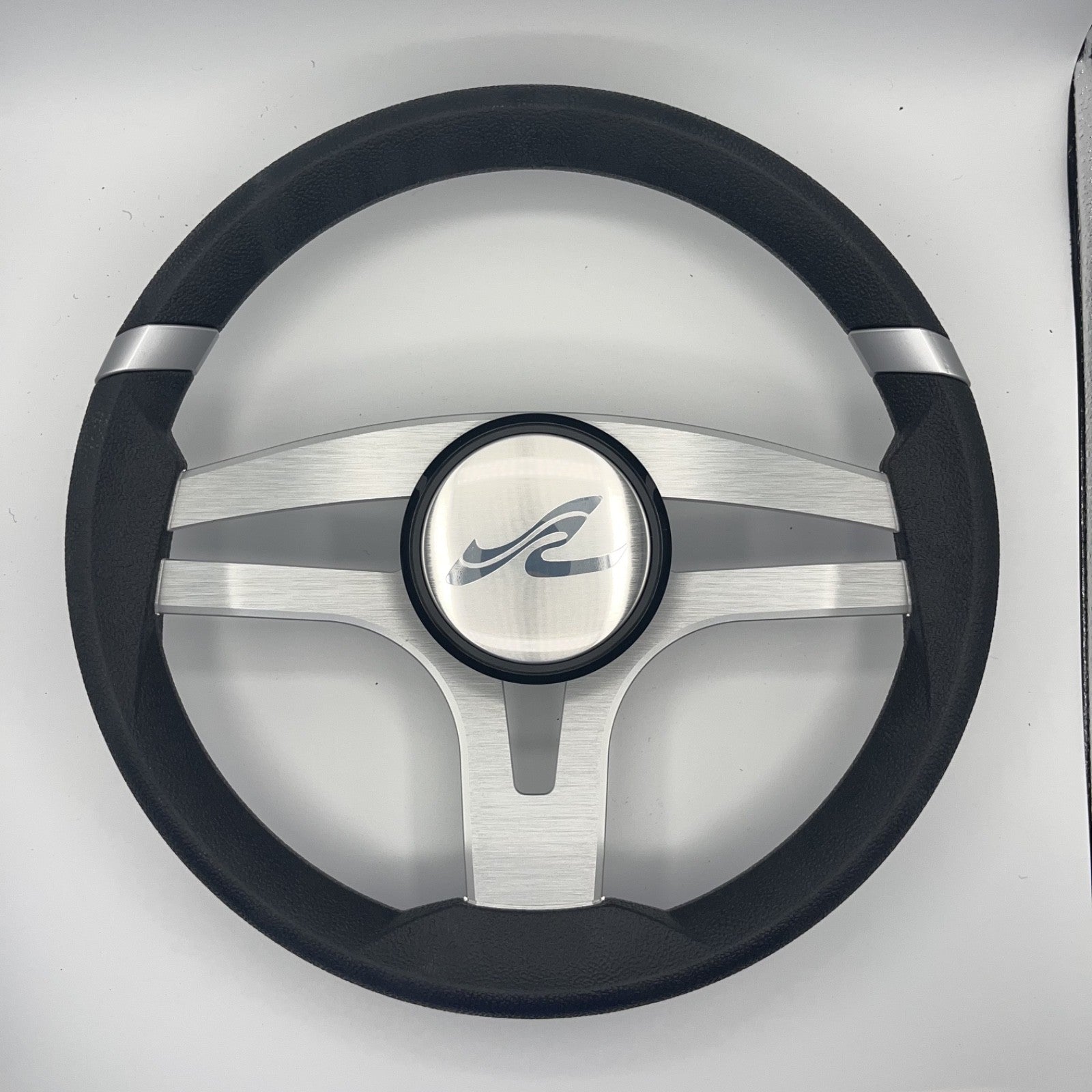Badia Boat Steering Wheel Brushed Aluminum Spokes | SeaRay Boats