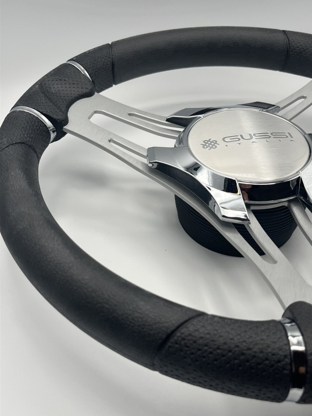 Verona Boat Steering Wheel Gray Brushed Aluminum Spokes | Gussi Italia