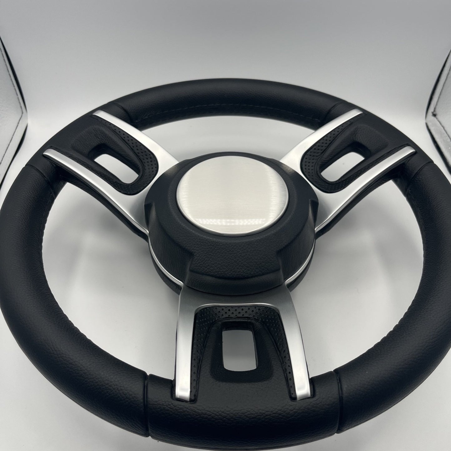 Gussi Italia Black Model 702 Steering Wheel | Plain Brushed