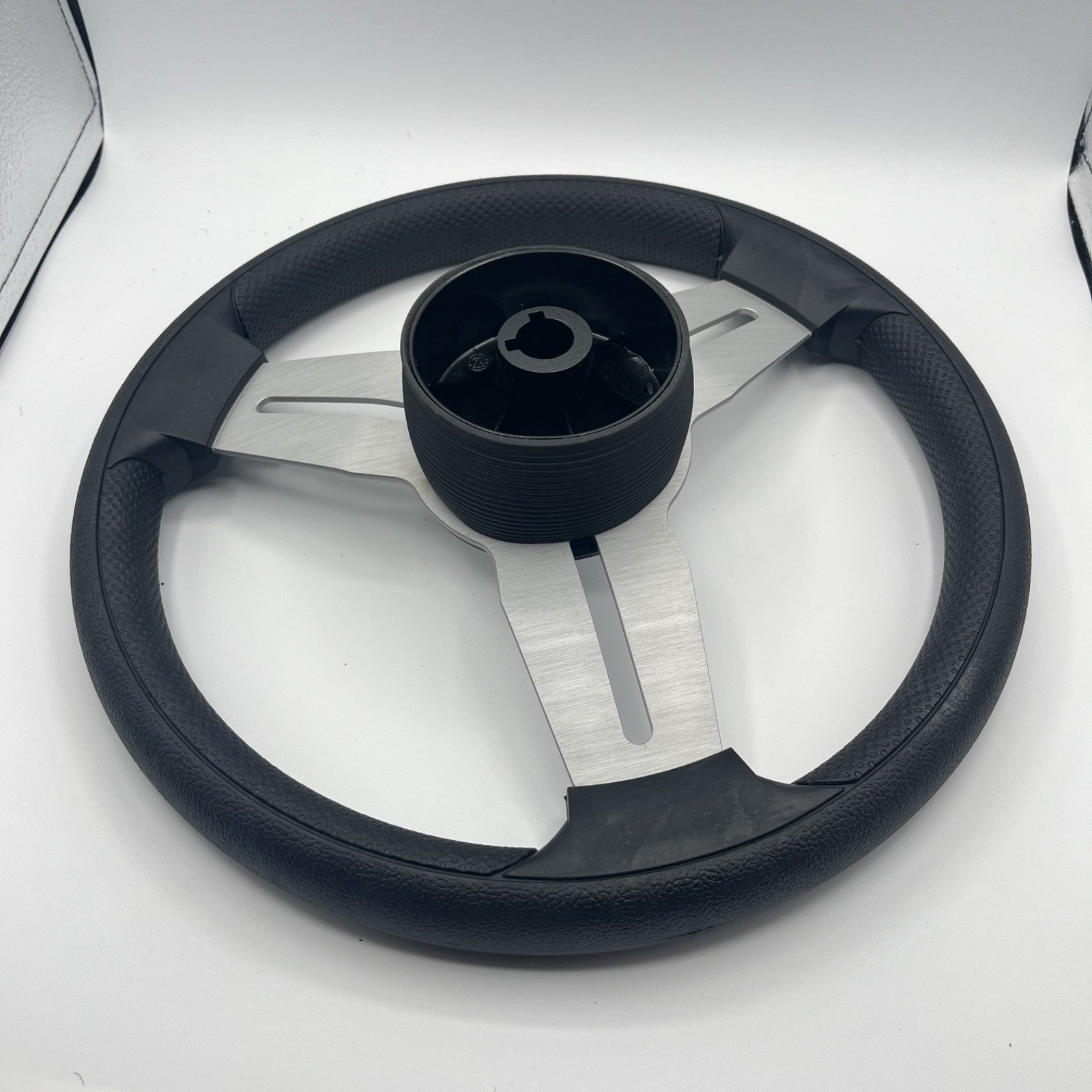 Model 15 Marine Steering Wheel Brush Alum Spokes | Crest Boats Logo