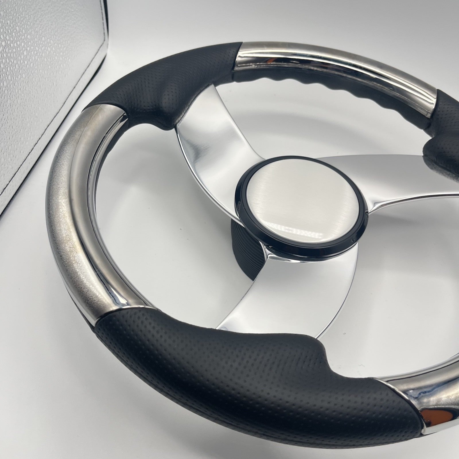 Model M533 Boat Steering Wheel Polished Alum Spoke | Plain