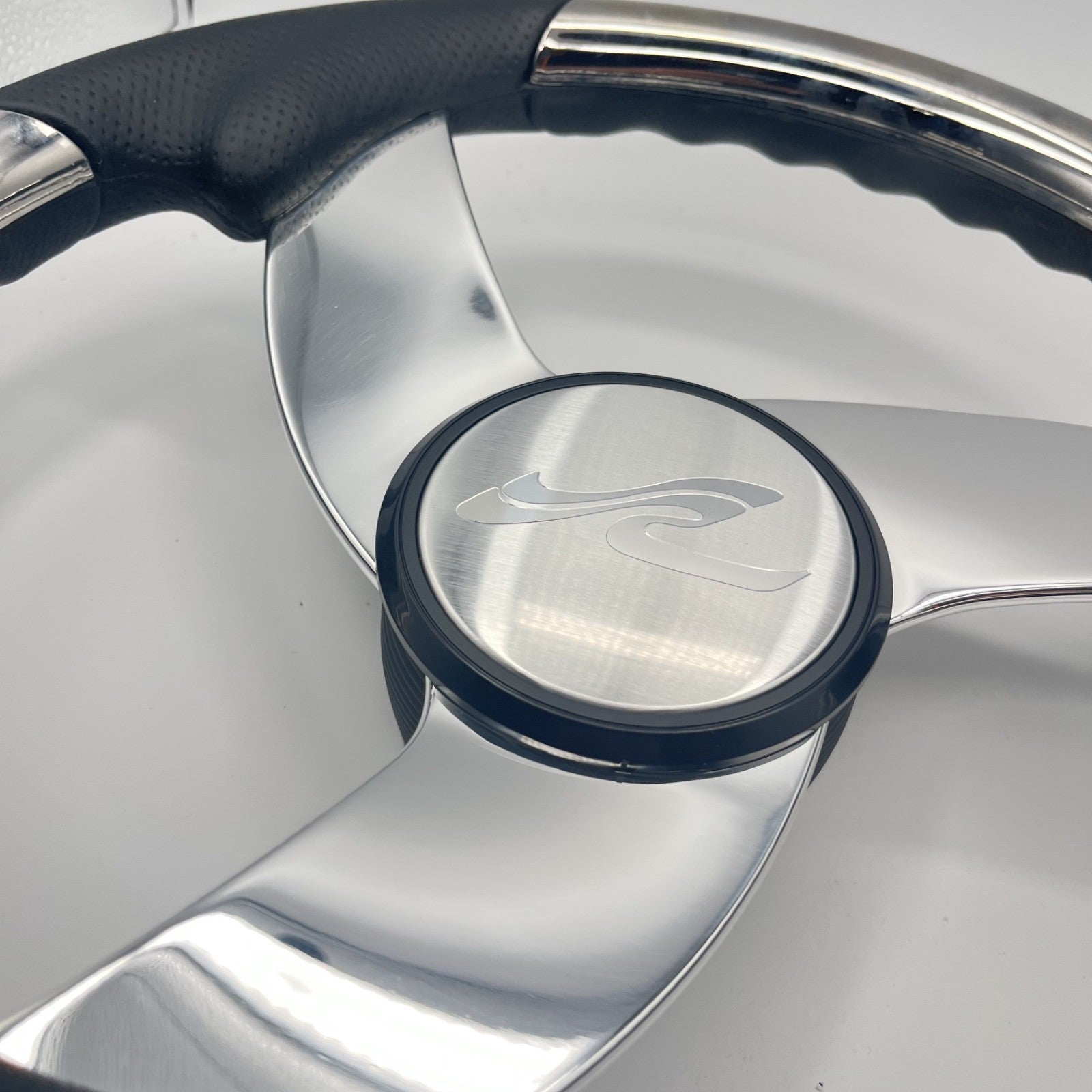 Model M533 Boat Steering Wheel Polished Alum Spoke | Sea Ray