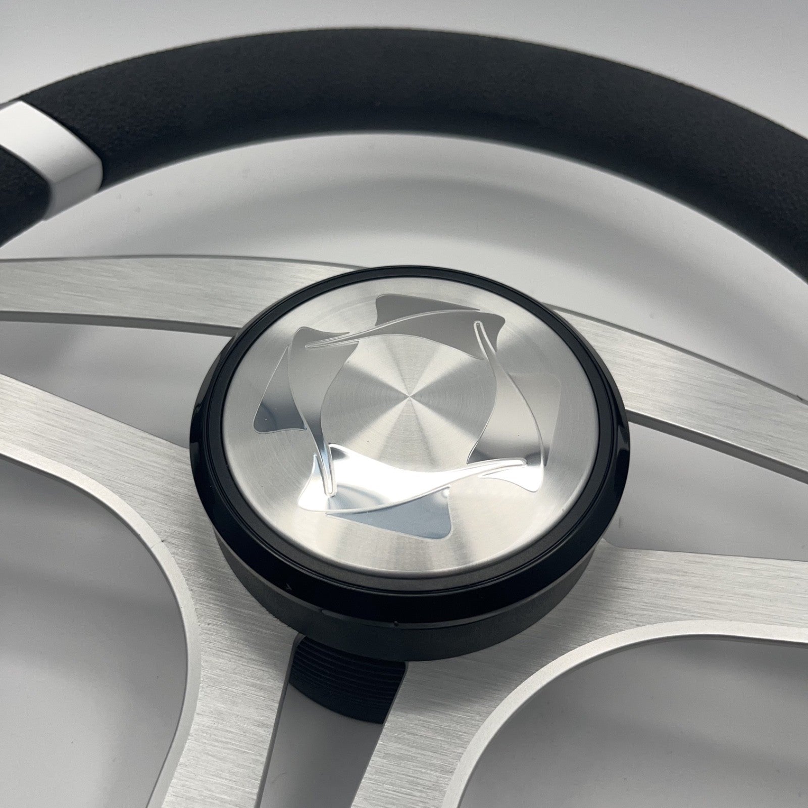 Badia Boat Steering Wheel Brushed Aluminum Spokes | Stingray