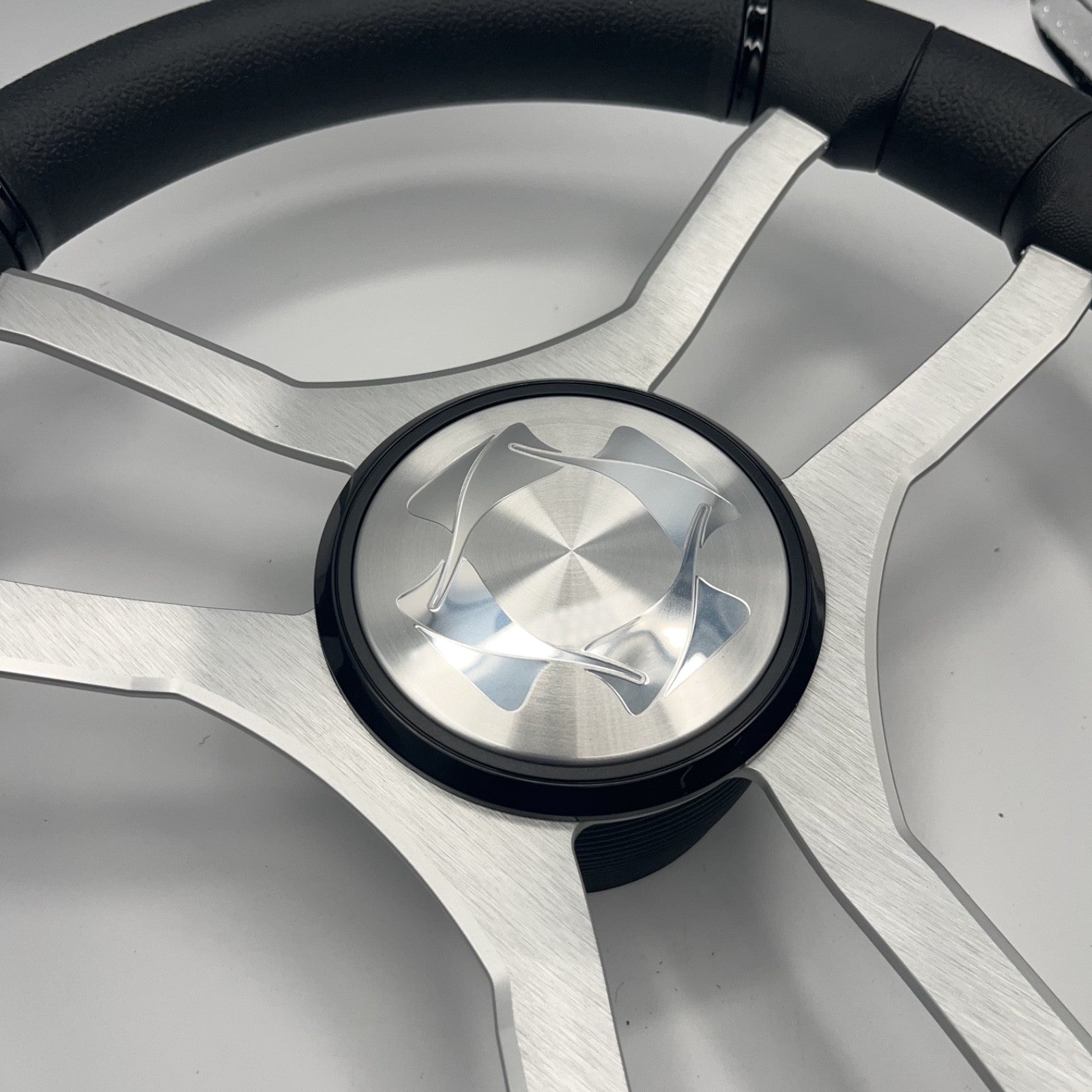Malera Boat Steering Wheel Brushed Aluminum Spokes | Stingray