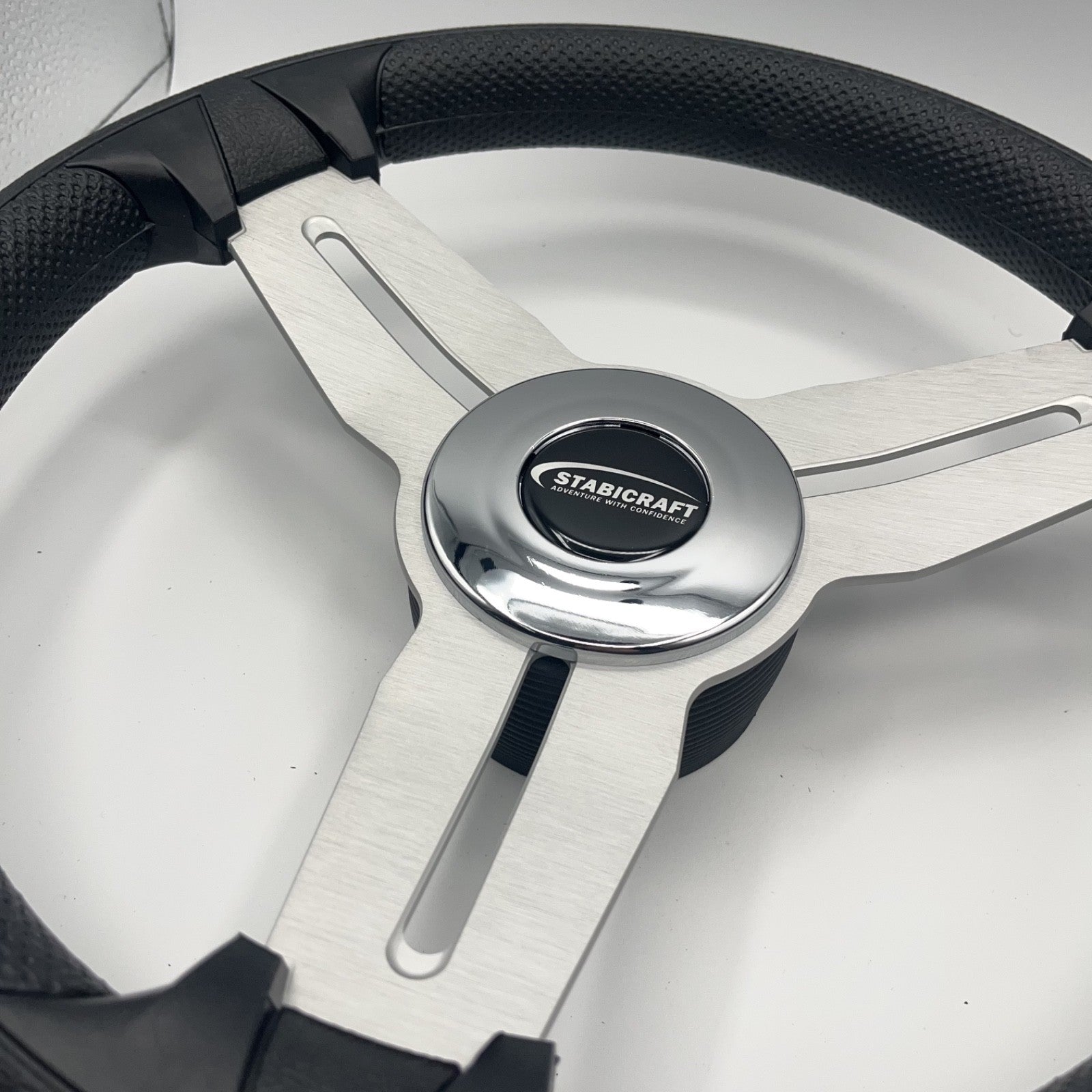 Model 15A Marine Steering Wheel Brushed Alum Spokes | Stabicraft Cap