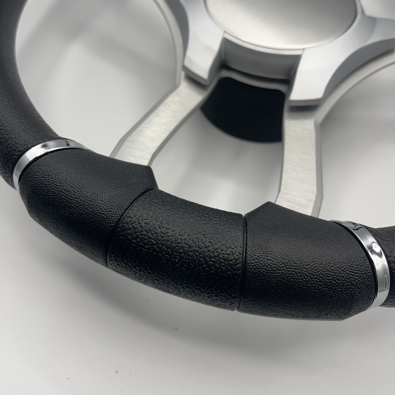Malera Boat Steering Wheel Brushed Alum Spoke | Silver Plain Center Cap