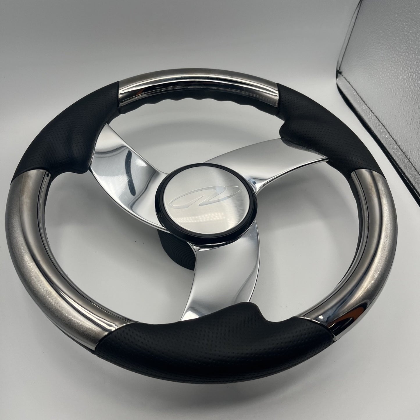 Model M533 Boat Steering Wheel Polished Alum Spoke | Regal
