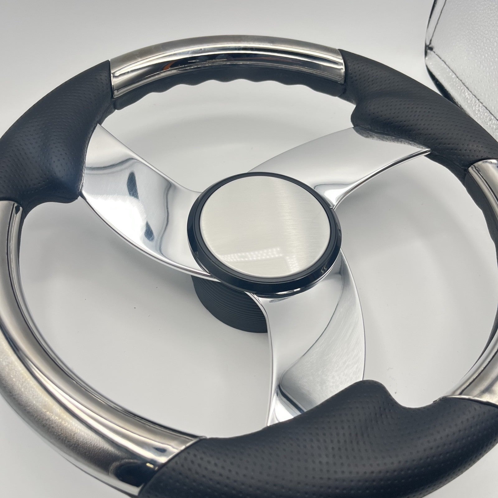 Model M533 Boat Steering Wheel Polished Alum Spoke | Plain
