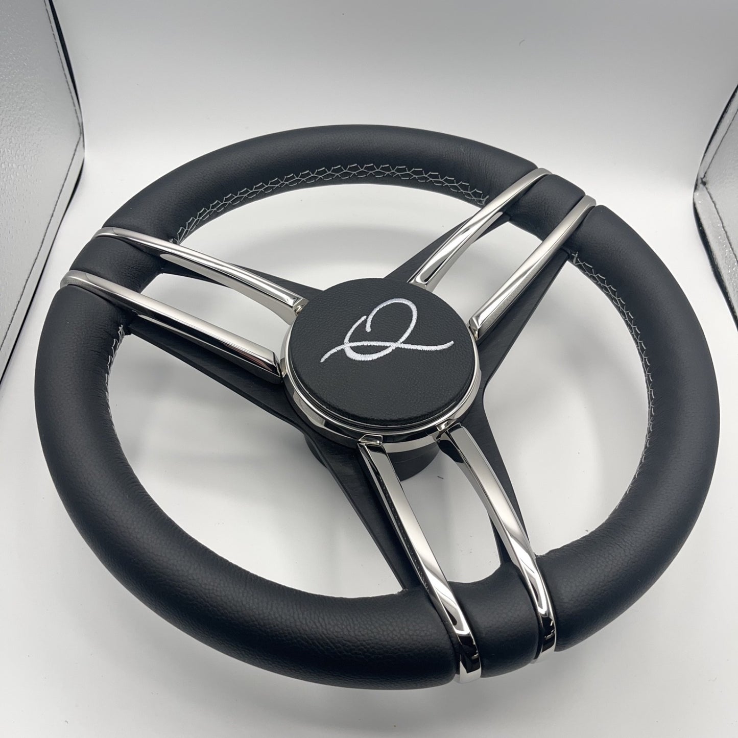 Gussi Italia Boat Steering Wheel Stainless Steel Spoke Leather Rim | APEX Boats