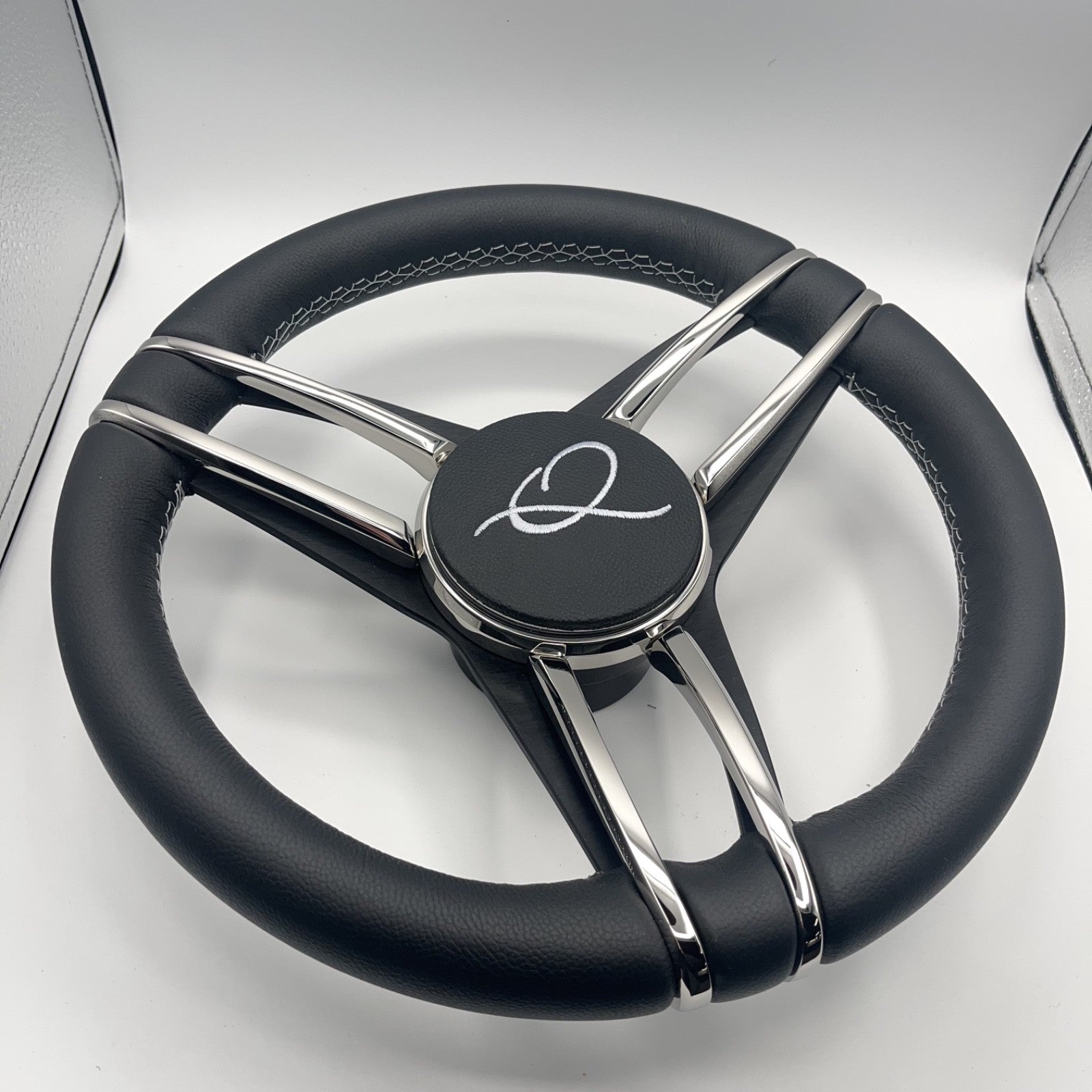 Gussi Italia Boat Steering Wheel Stainless Steel Spoke Leather Rim | APEX Boats