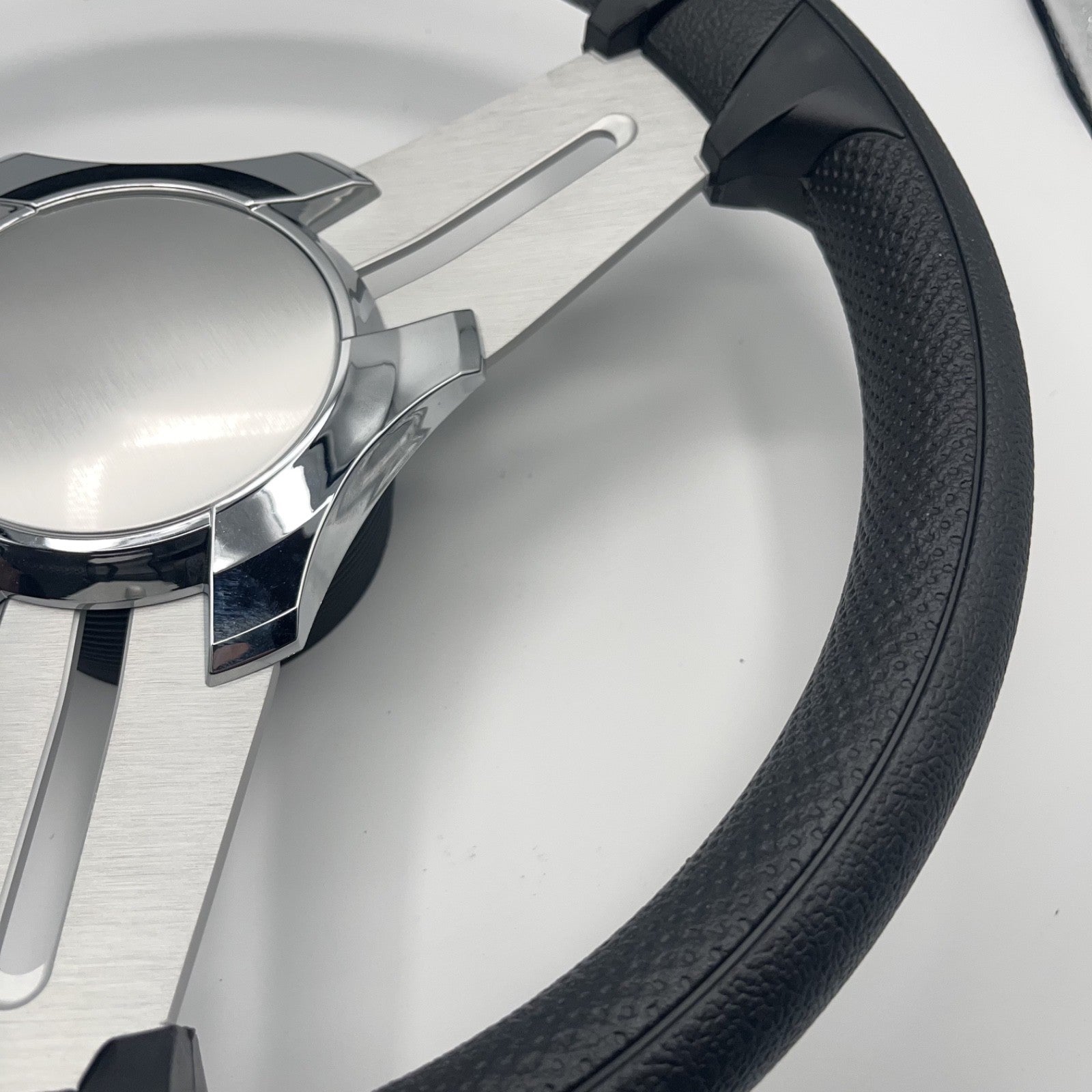 Model 15A Marine Steering Wheel Brushed Alum Spokes | Chrome Blank Cap