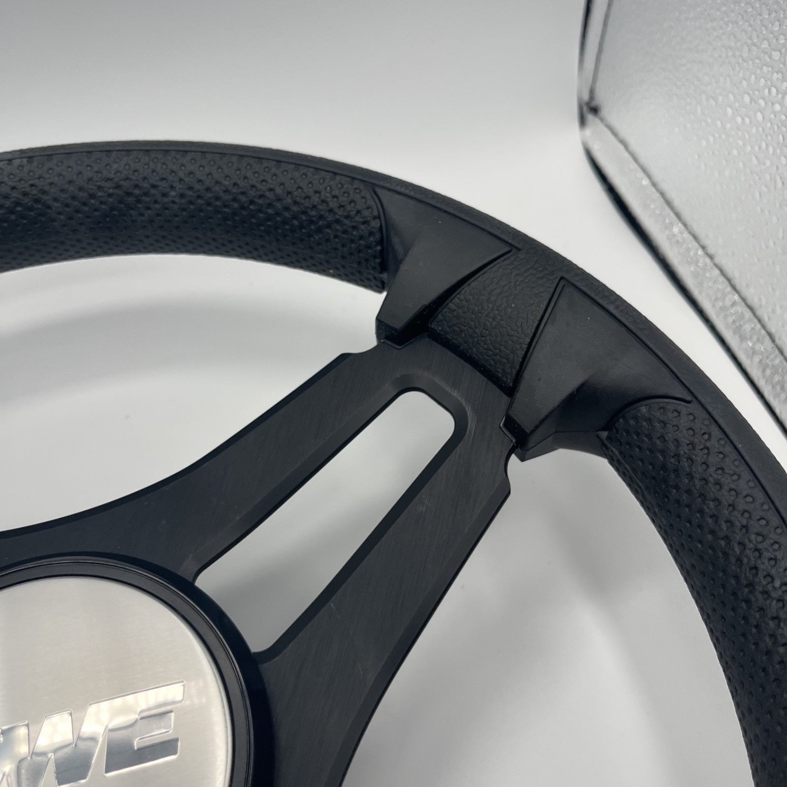 Gussi Italia Marine Steering Wheel Black Brush Metal Spokes | Lowe