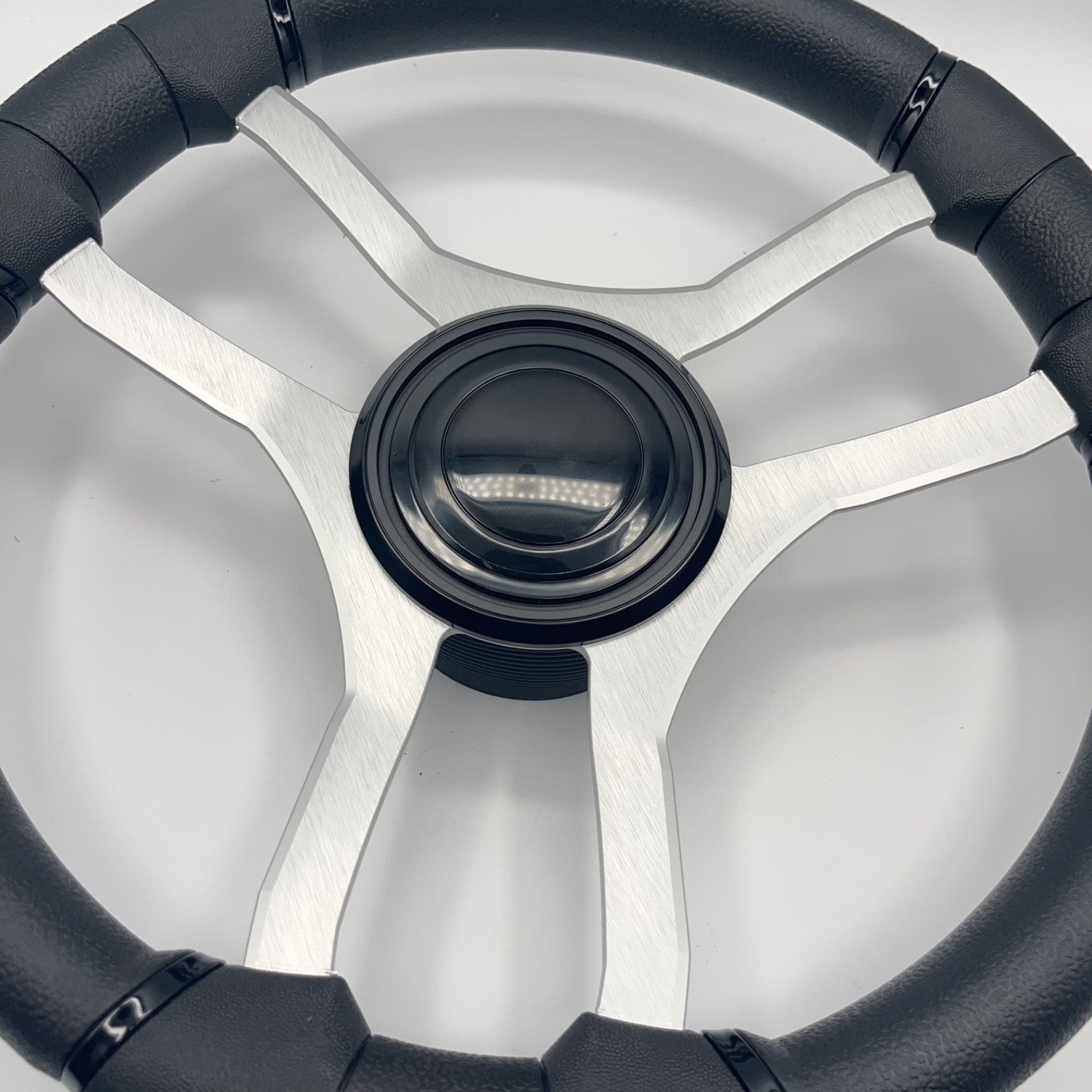 Malera Boat Steering Wheel Brushed Aluminum Spokes | LG Black Snap-in