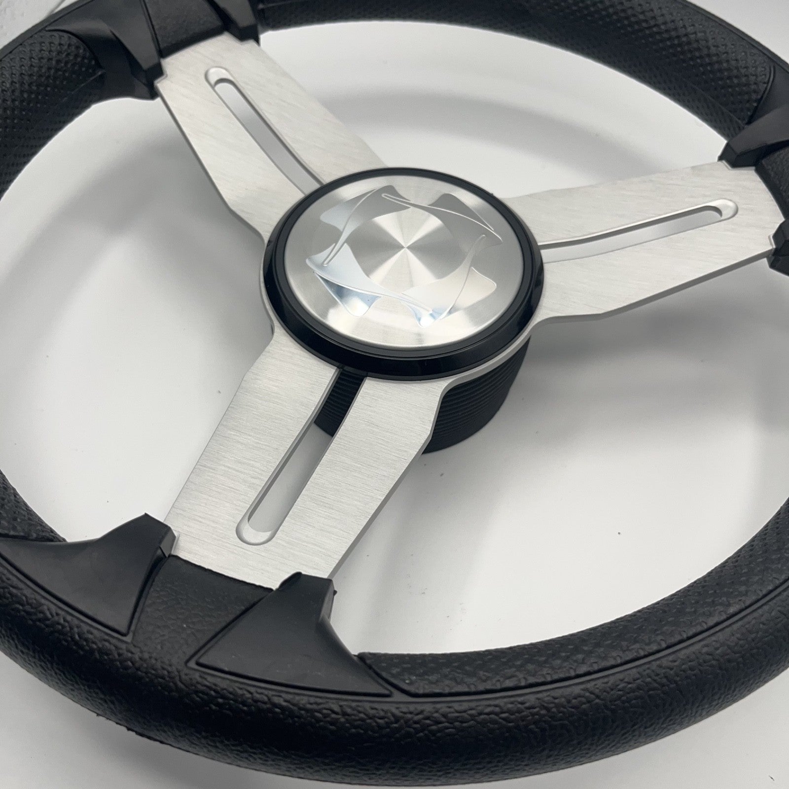 Model 15A Marine Steering Wheel Brushed Alum Spokes | Stingray Boats Cap