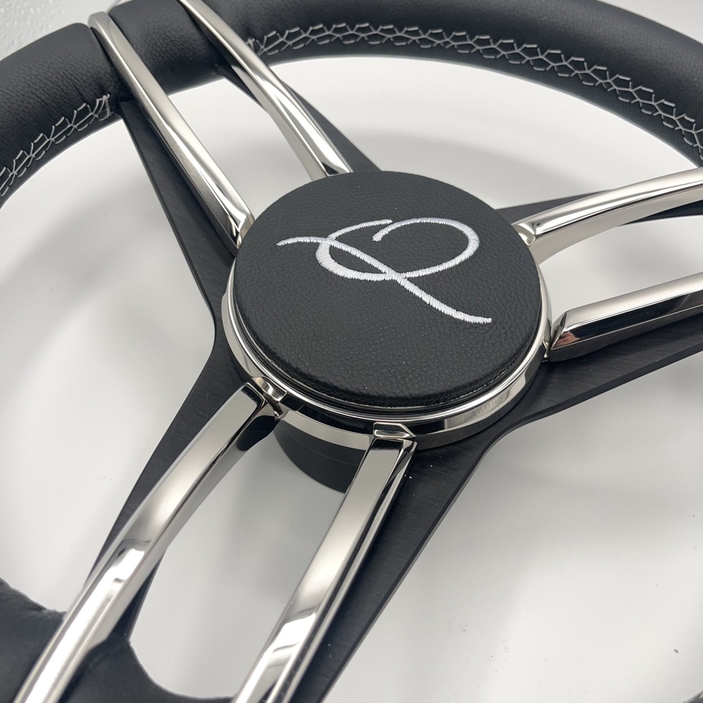 Gussi Italia Boat Steering Wheel Stainless Steel Spoke Leather Rim | APEX Boats