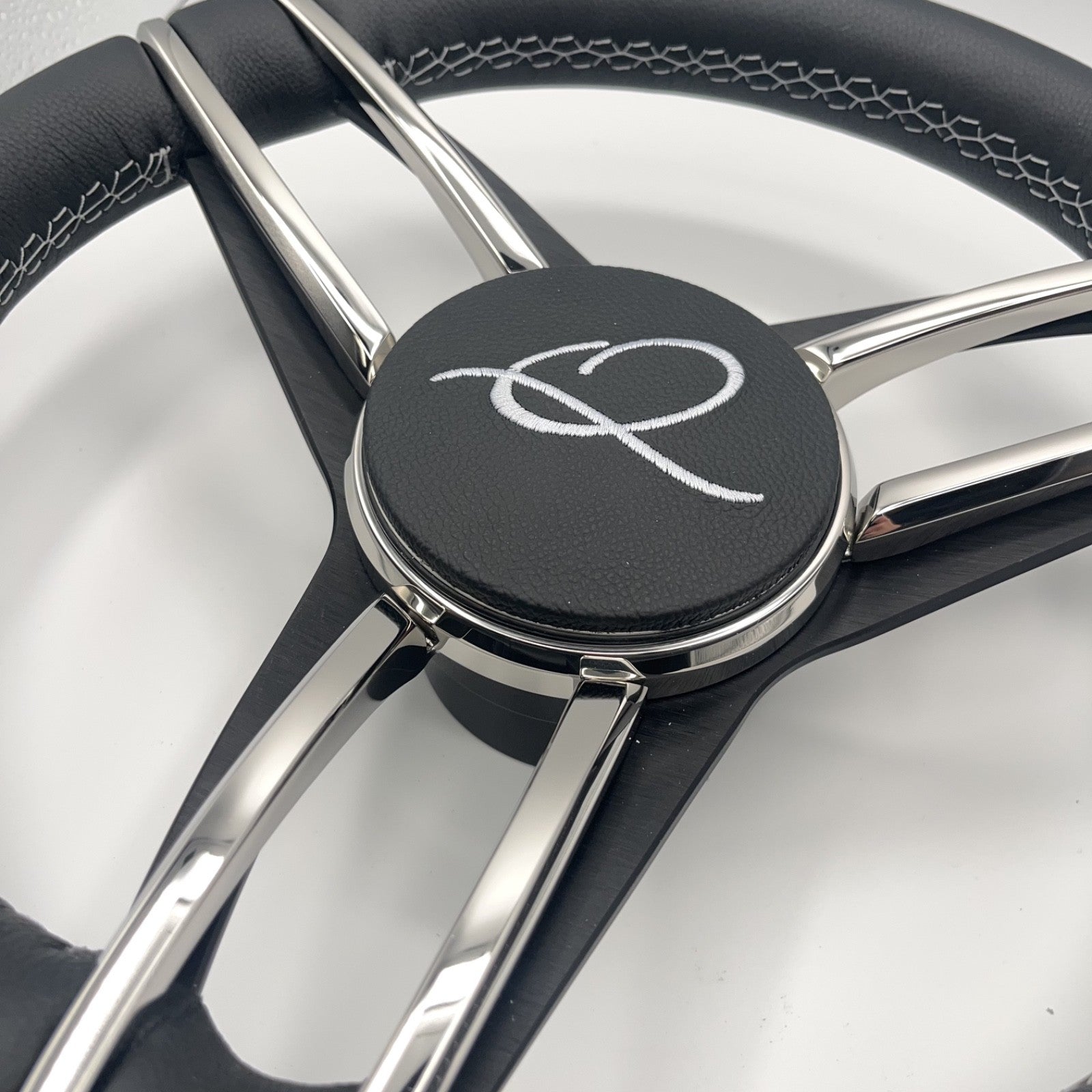 Gussi Italia Boat Steering Wheel Stainless Steel Spoke Leather Rim | APEX Boats