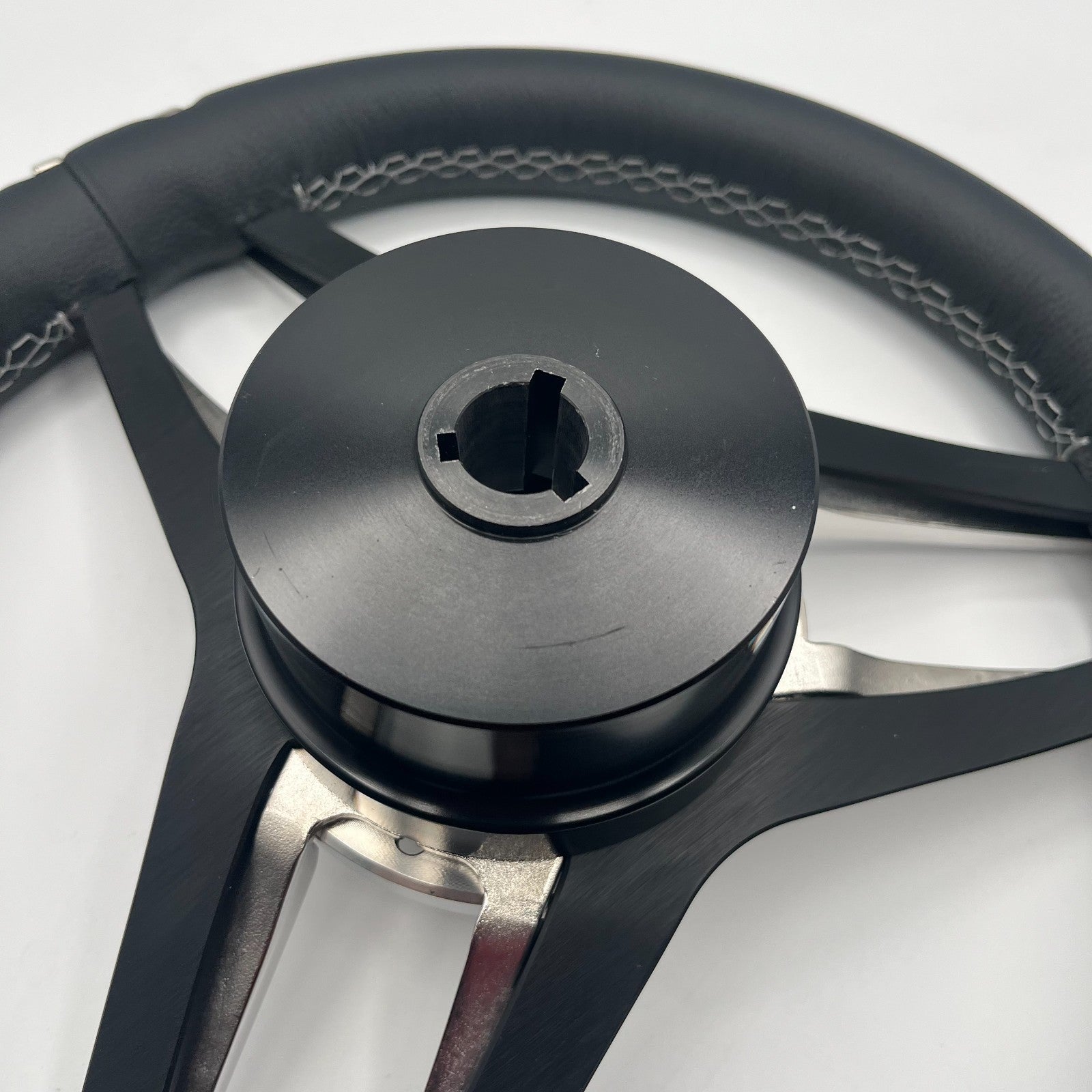 Varatti Boat Steering Wheel Stainless Steel Spoke Leather Rim | Varatti Logo