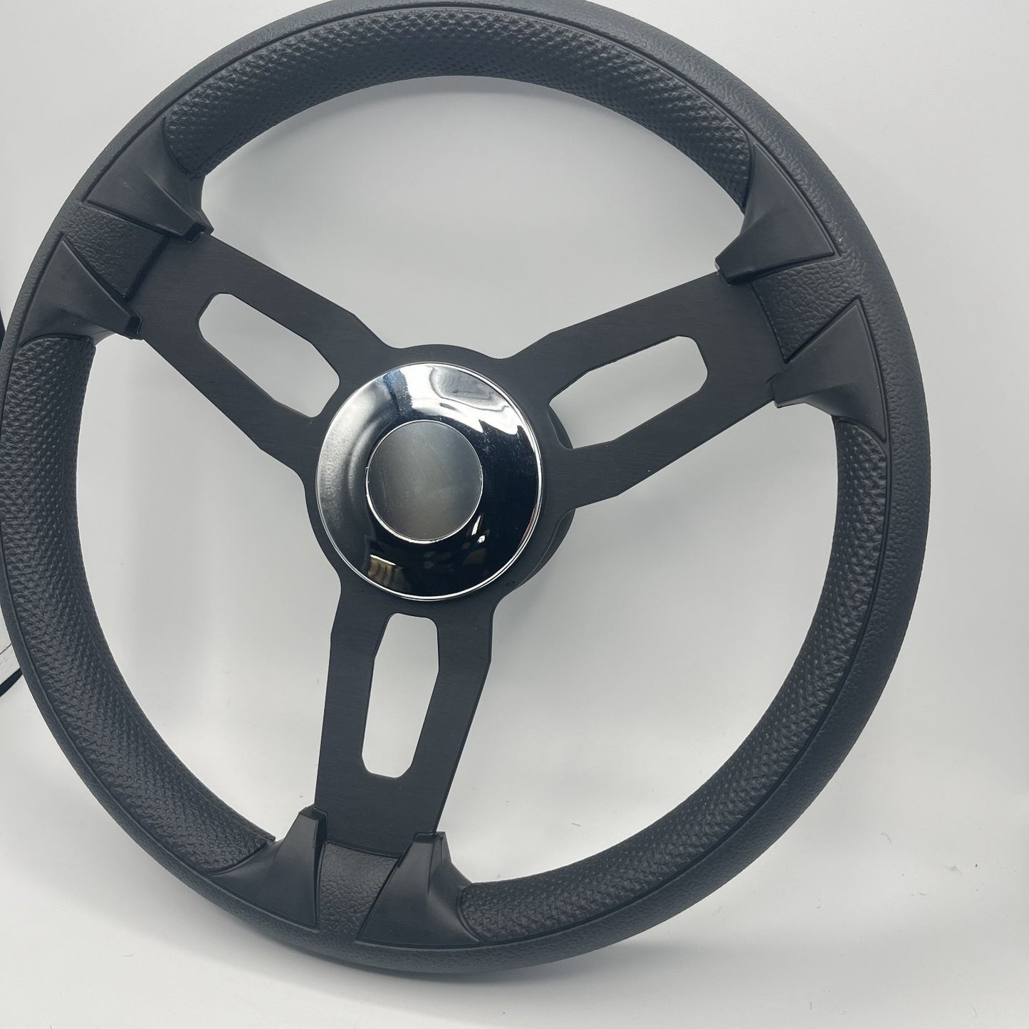 Gussi Italia Model 15 Steering Wheel Blk Brushed Alum Spokes | Chrome Gussi