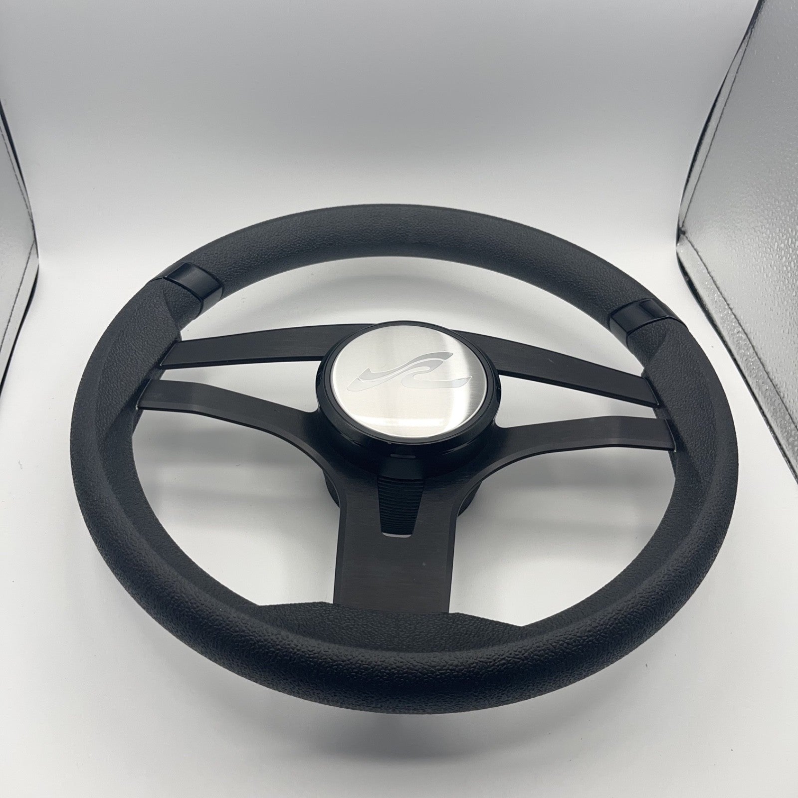 Badia Boat Steering Wheel Brushed Black Aluminum Spokes | SeaRay Boats
