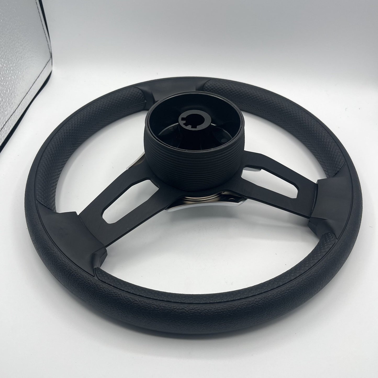 Gussi Italia Boat Model 15 Steering Wheel Black Brushed Alum Spokes | SilvPlain