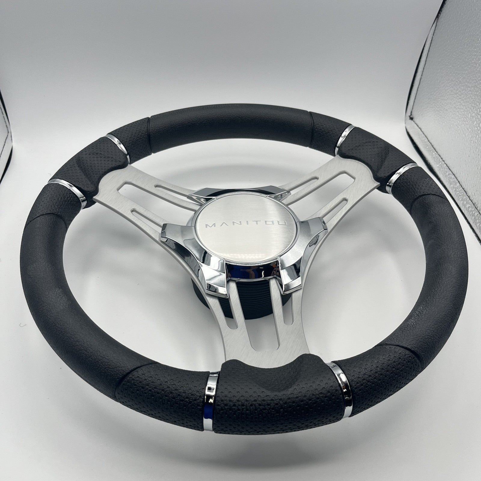 Verona Boat Steering Wheel Brush Alum Spoke | Manitou Boats