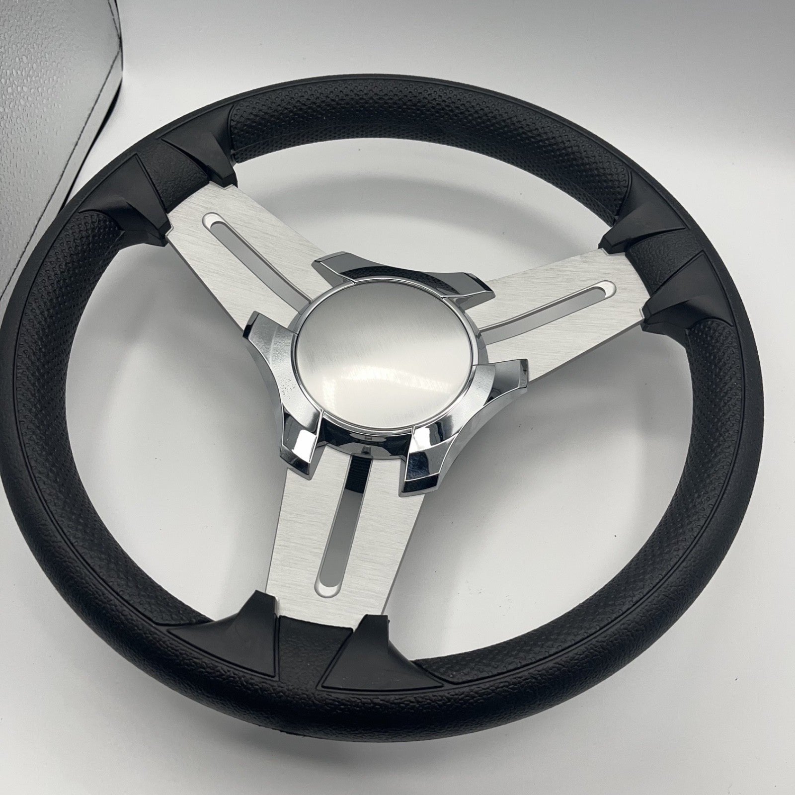 Model 15A Marine Steering Wheel Brushed Alum Spokes | Chrome Blank Cap
