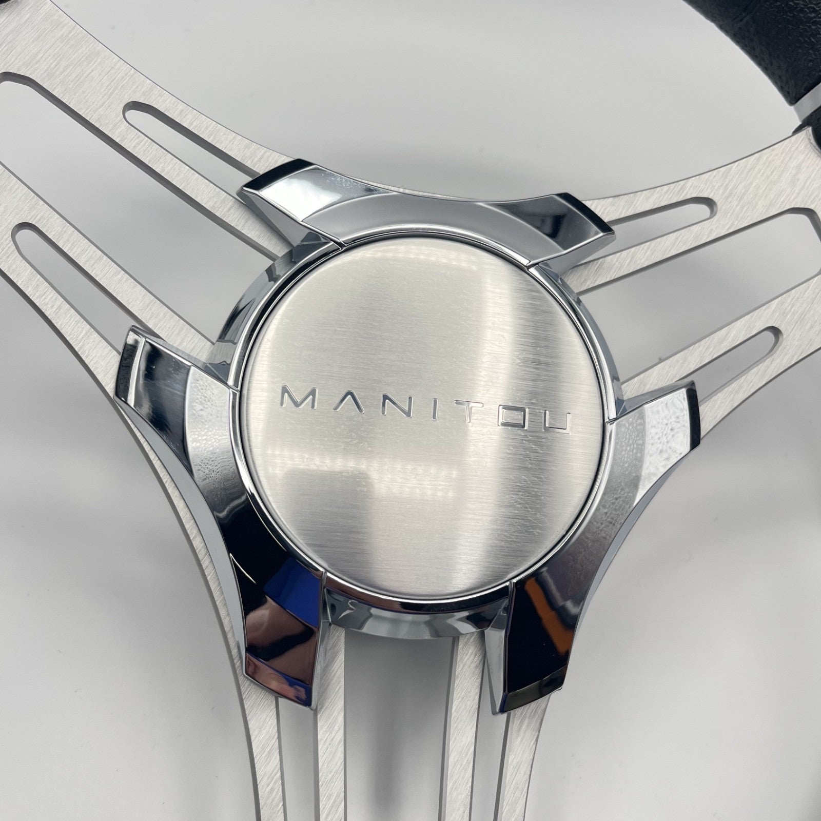 Gussi Italia Boat Steering Wheel Brushed Aluminum Spokes | Manitou Boats