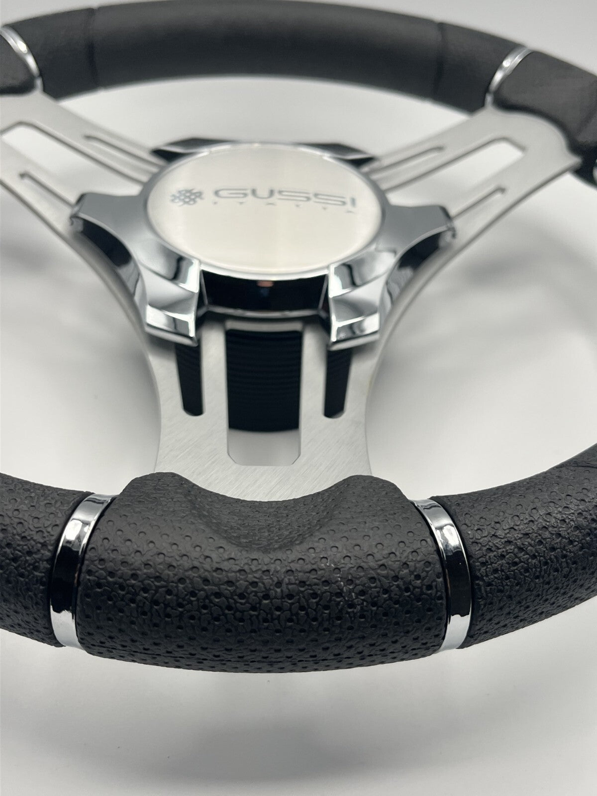 Verona Boat Steering Wheel Gray Brushed Aluminum Spokes | Gussi Italia
