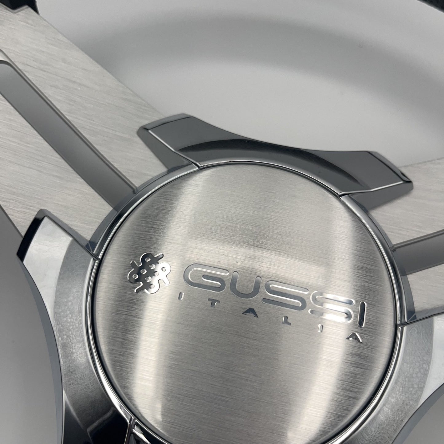 Model 15A Marine Steering Wheel Brushed Alum Spokes | Gussi Italia Cap