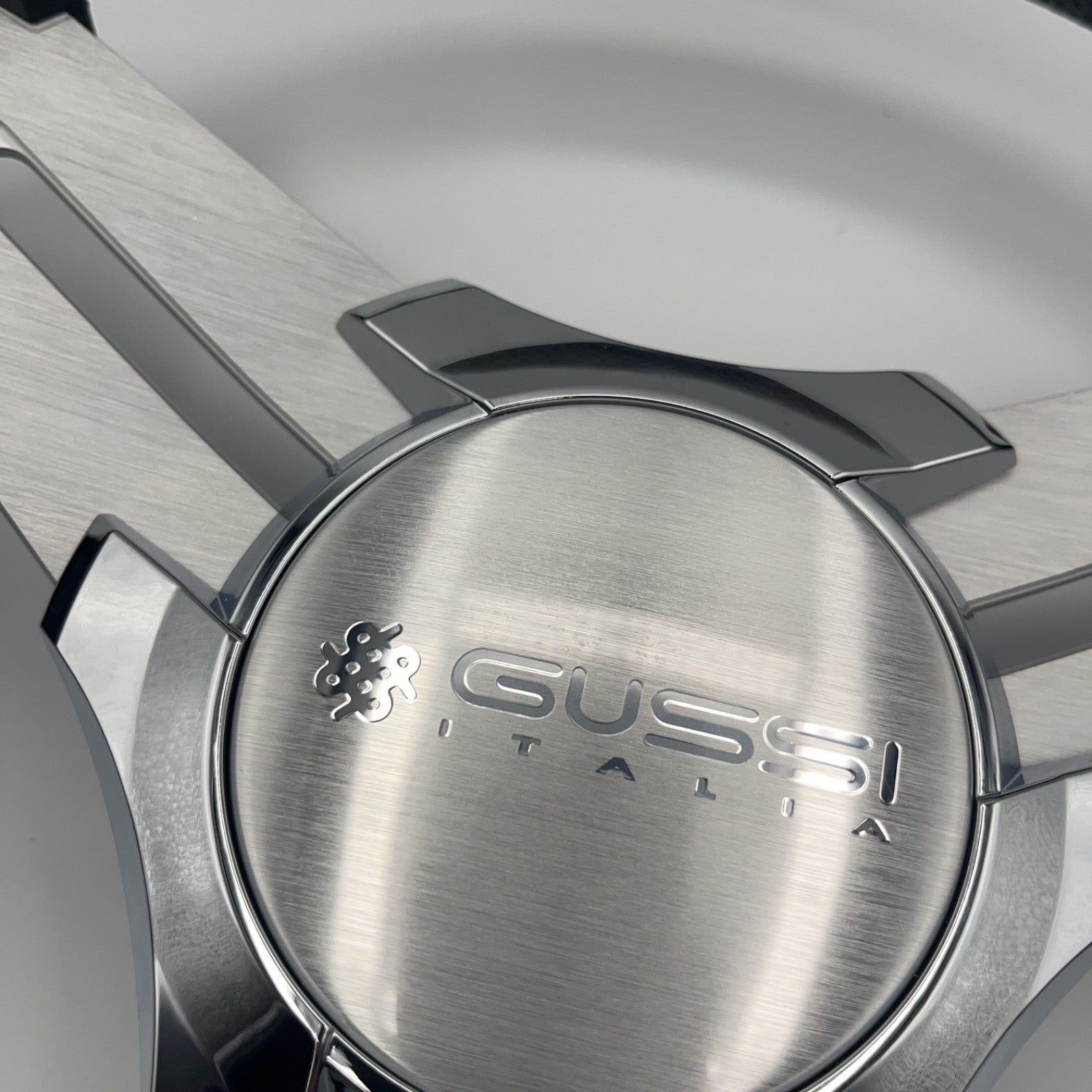 Model 15A Marine Steering Wheel Brushed Alum Spokes | Gussi Italia Cap
