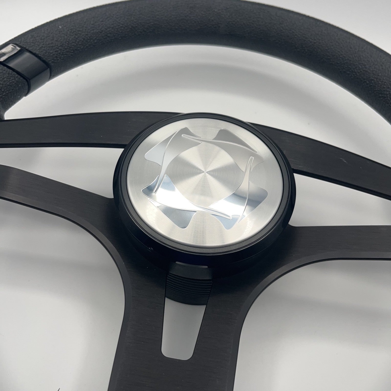 Badia Boat Steering Wheel Brushed Black Aluminum Spokes | Stingray