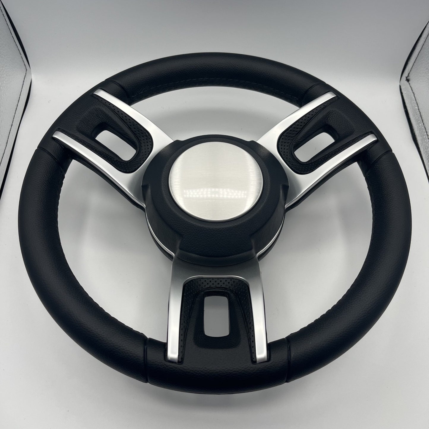 Gussi Italia Black Model 702 Steering Wheel | Plain Brushed