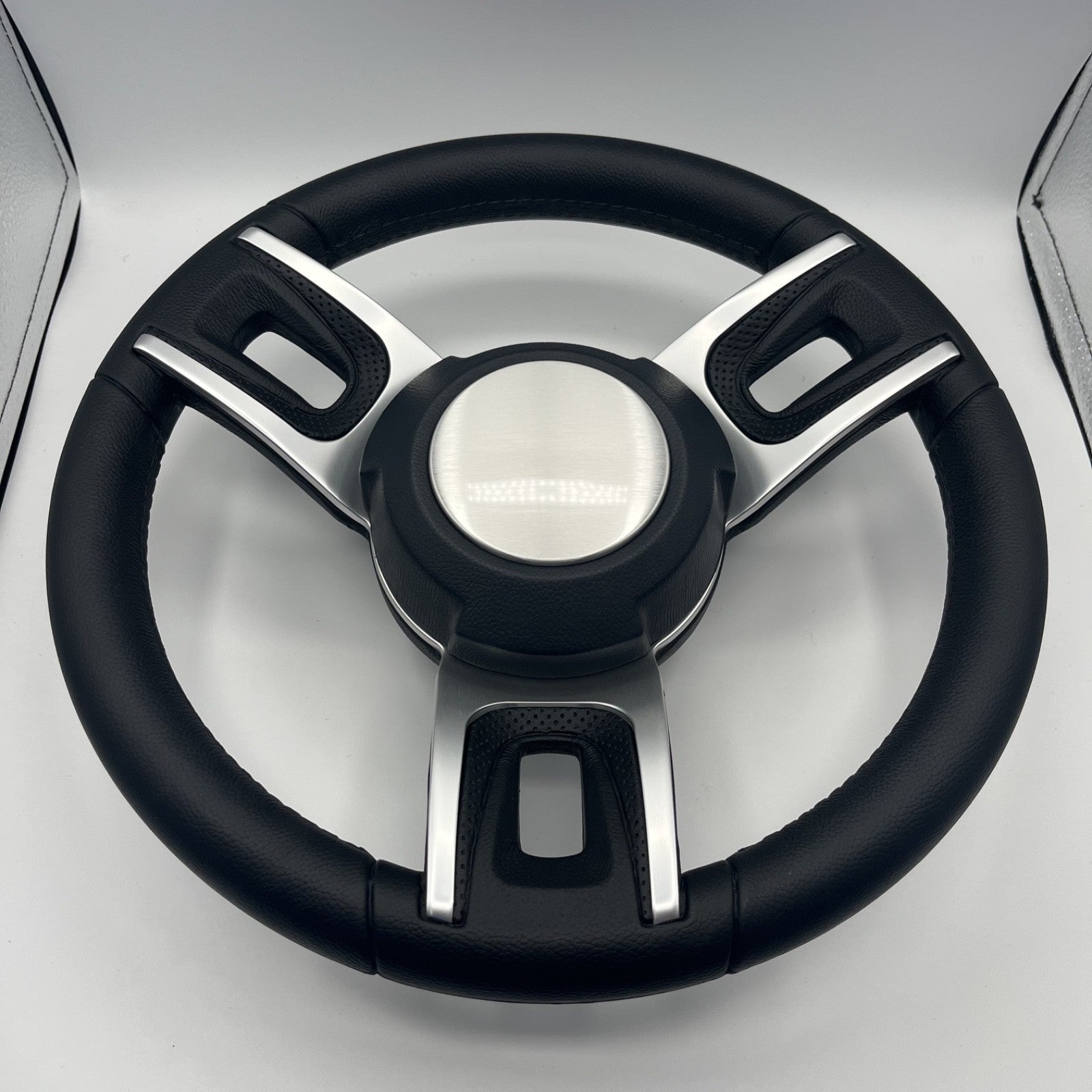 Gussi Italia Black Model 702 Steering Wheel | Plain Brushed
