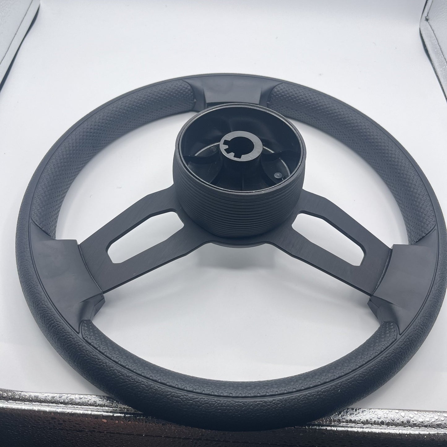 Gussi Italia Model 15 Steering Wheel Blk Brushed Alum Spokes | Gussi Logo