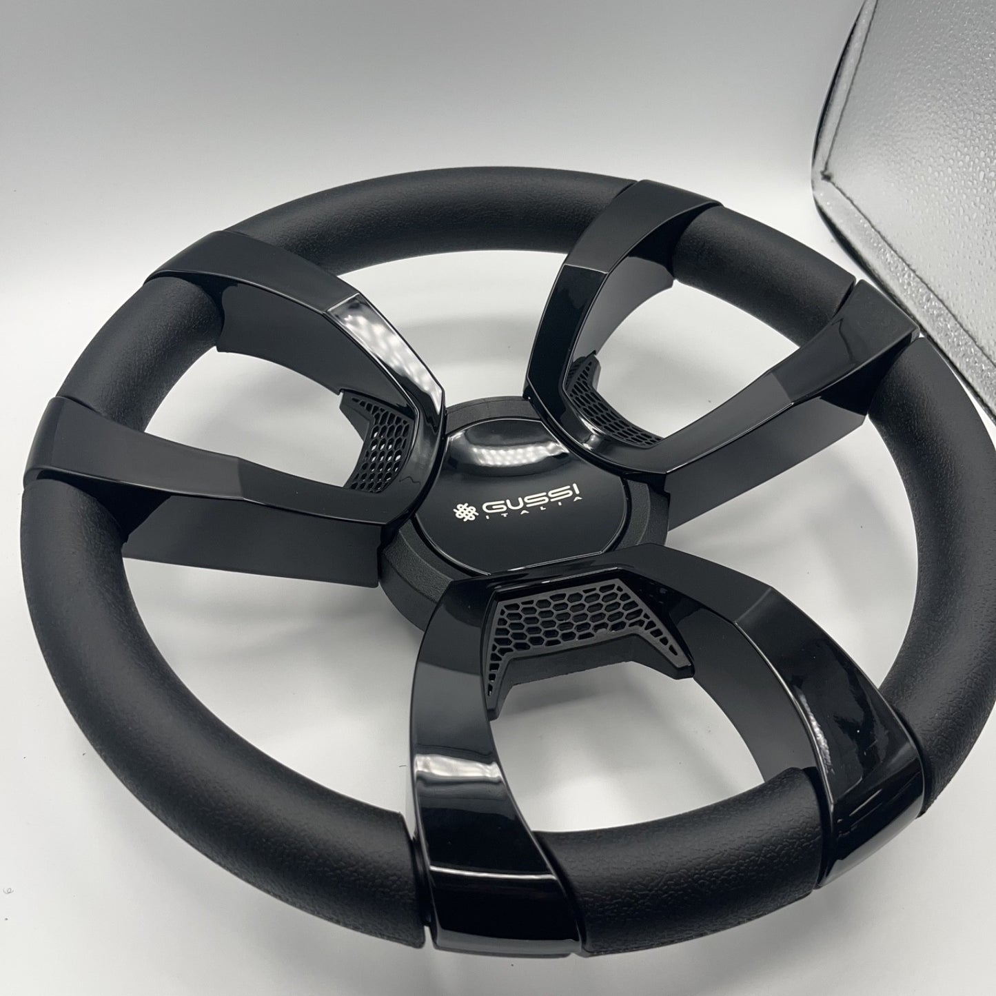 La Corte Boat Steering Wheel Black Gloss Inserts | Gussi Italia Logo
