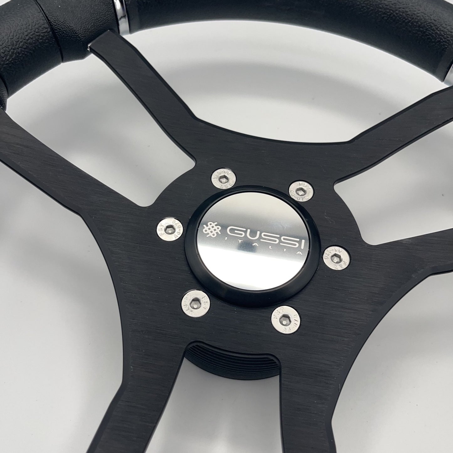 Malera Boat Steering Wheel Black Aluminum Spokes | Gussi Snap-in