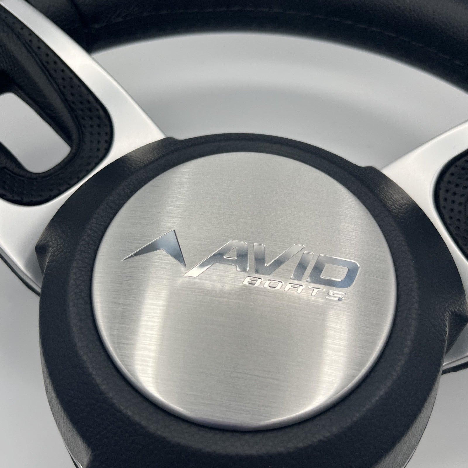 Gussi Italia Black Model 702 Steering Wheel | Avid Boats