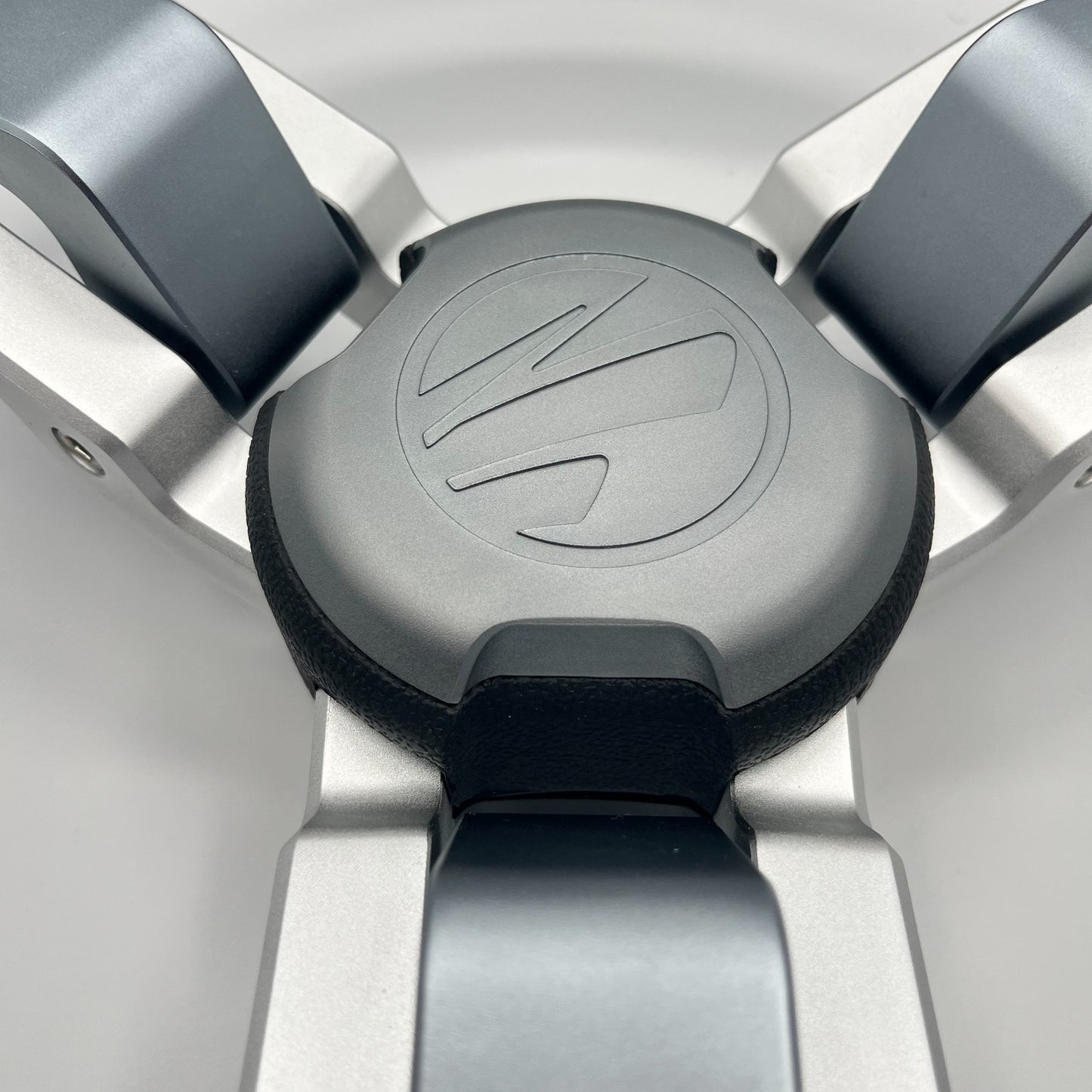 Gussi Italia Marine Steering Wheel Multi Color Gray Aluminum Wheel | Tige
