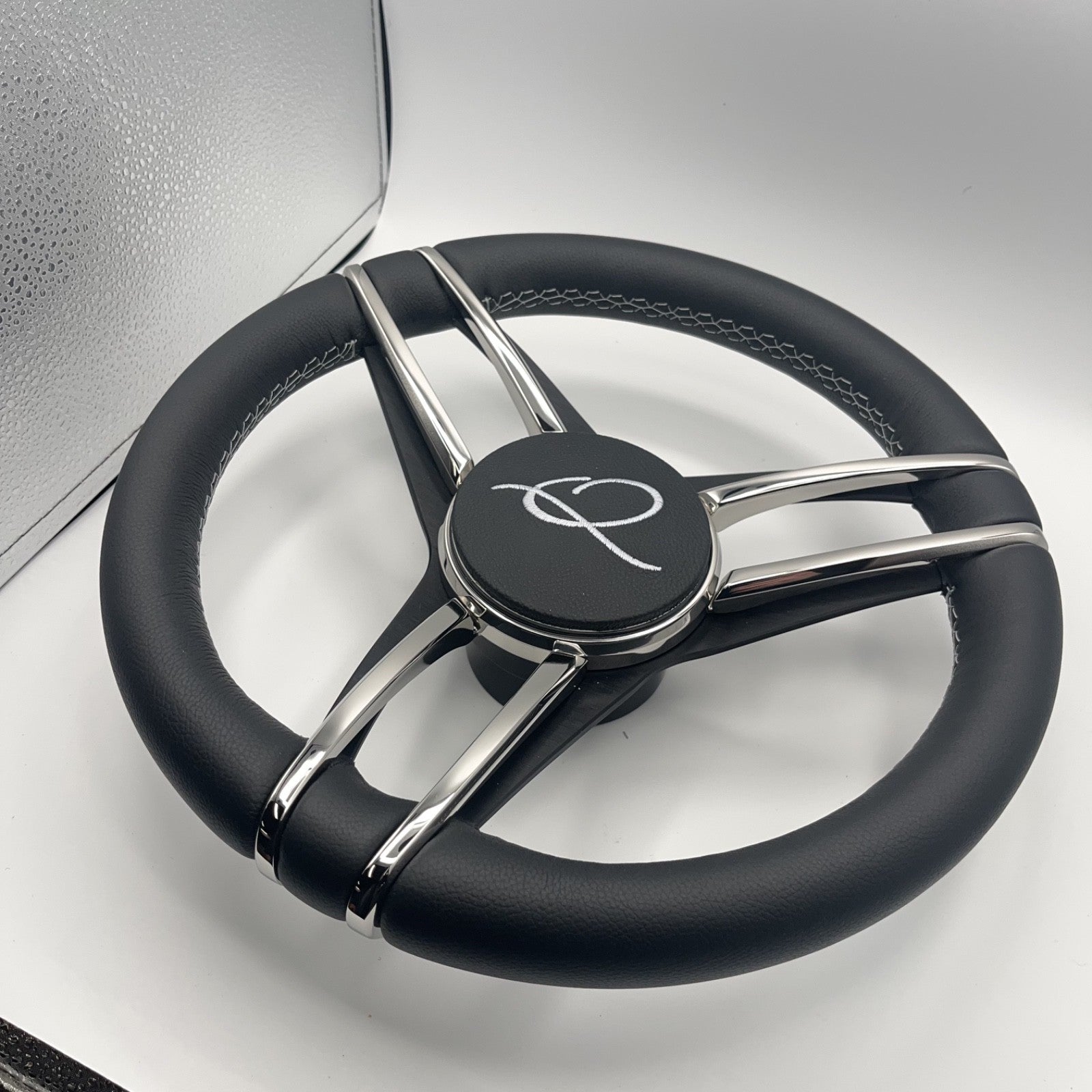 Gussi Italia Boat Steering Wheel Stainless Steel Spoke Leather Rim | APEX Boats