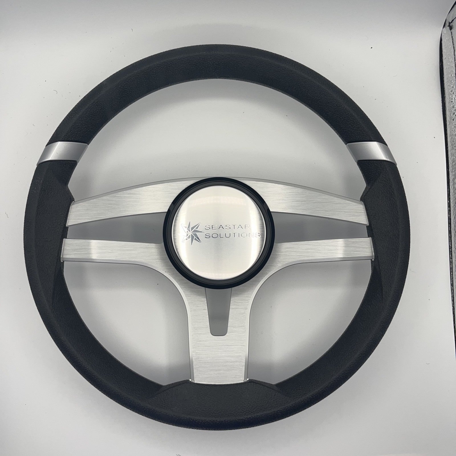 Badia Boat Steering Wheel Brushed Aluminum Spokes | Seastar Solutions