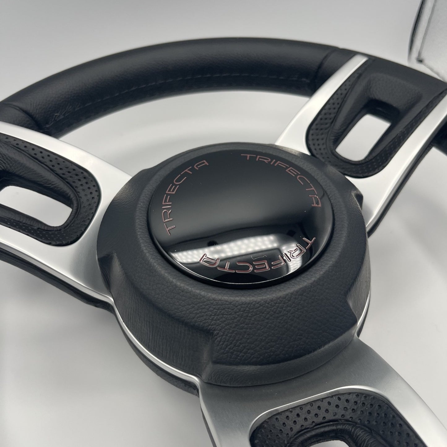 Gussi Italia Black Model 702 Steering Wheel | Trifecta Boats