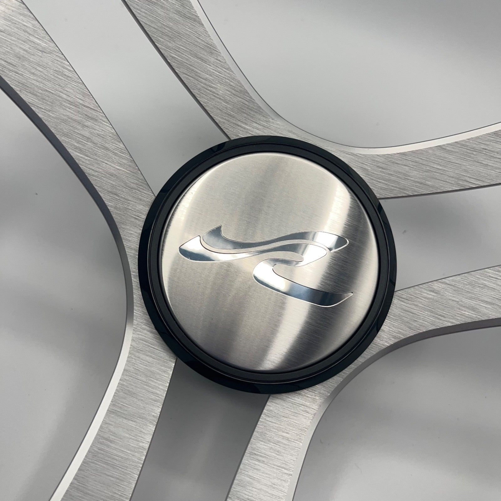 Benaco Boat Steering Wheel Brushed Aluminum Spokes | SeaRay Boats