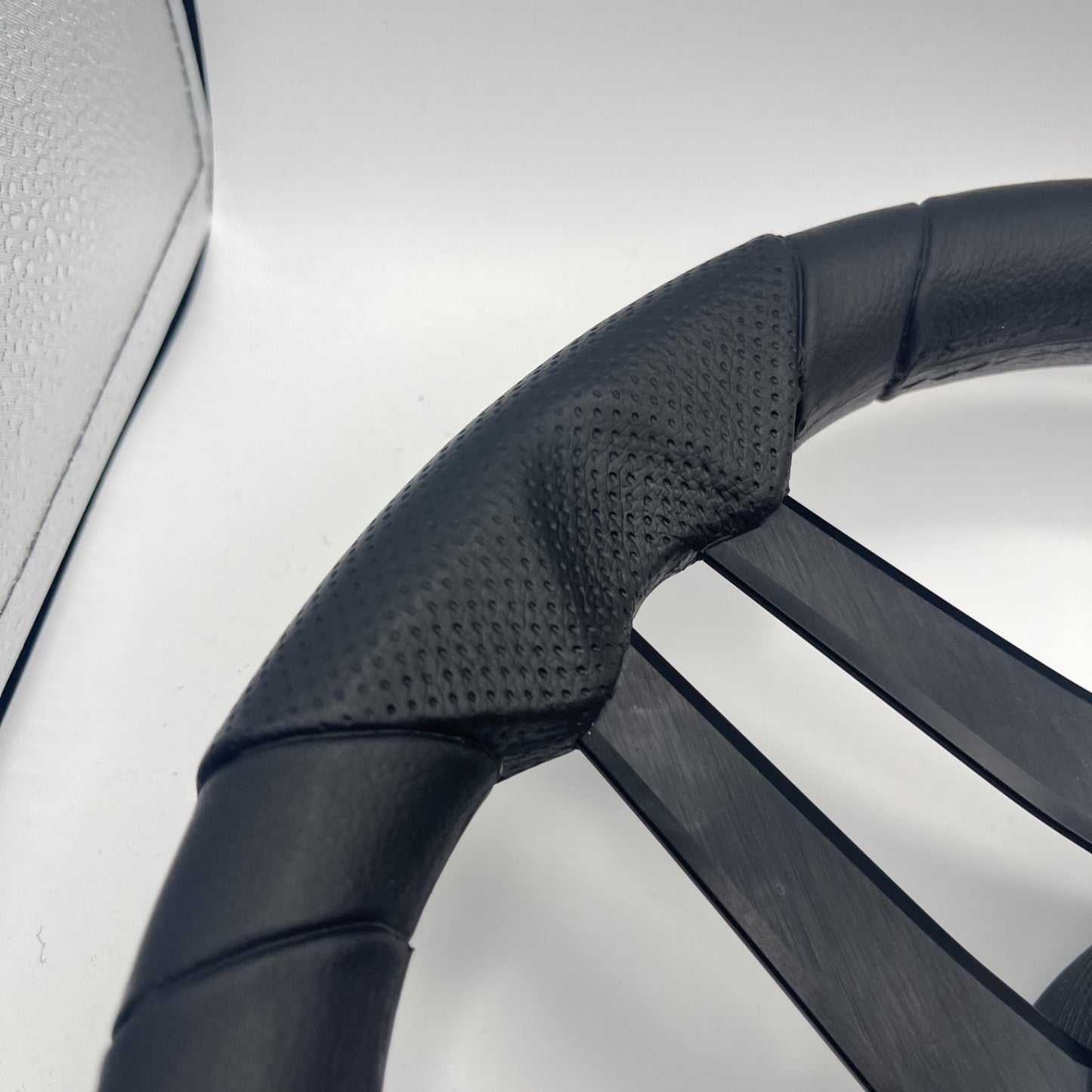 Molinara Marine Steering Wheel Black Brushed Alum Spokes | SeaRay Boats