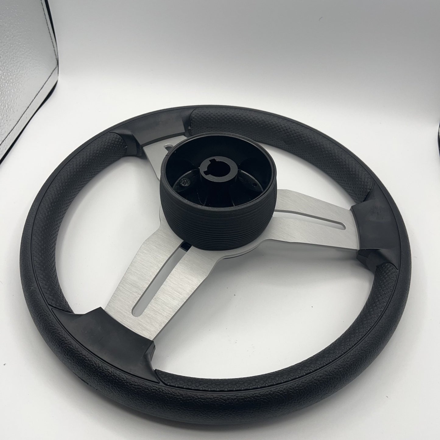 Model 15A Marine Steering Wheel Brushed Alum Spokes | Stingray Boats Cap