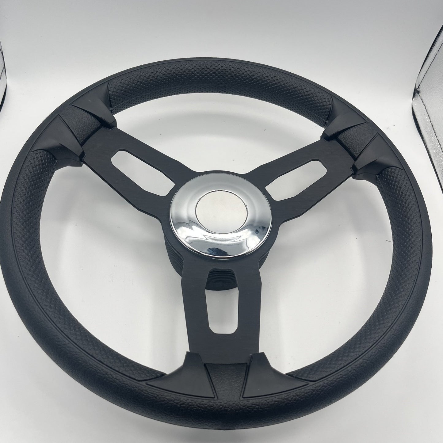 Gussi Italia Model 15 Steering Wheel Blk Brushed Alum Spokes | Chrome Center