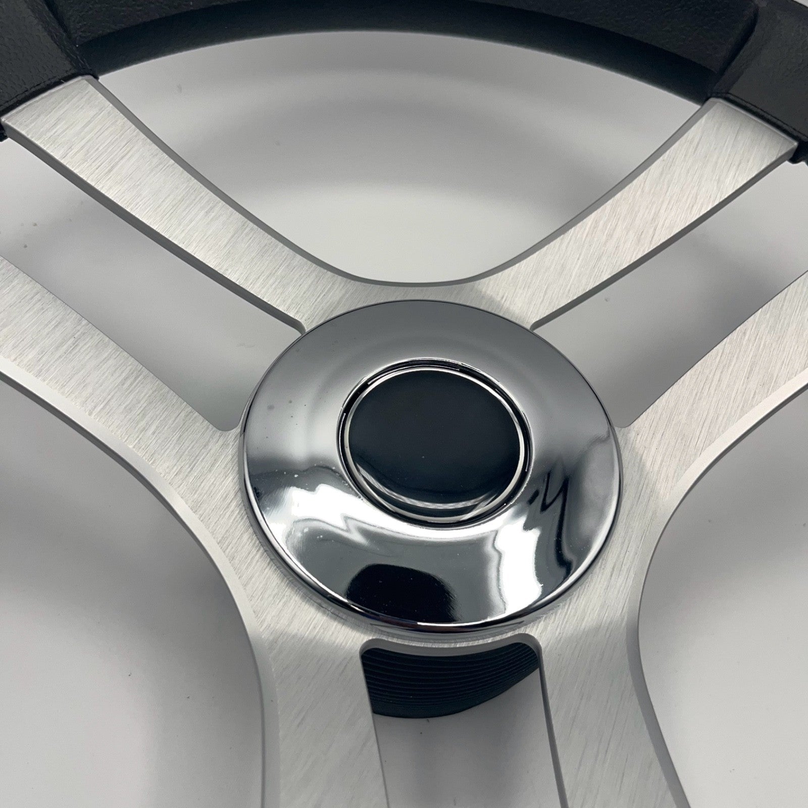 Benaco Boat Steering Wheel Brushed Aluminum Spokes | Chrome-style Dome