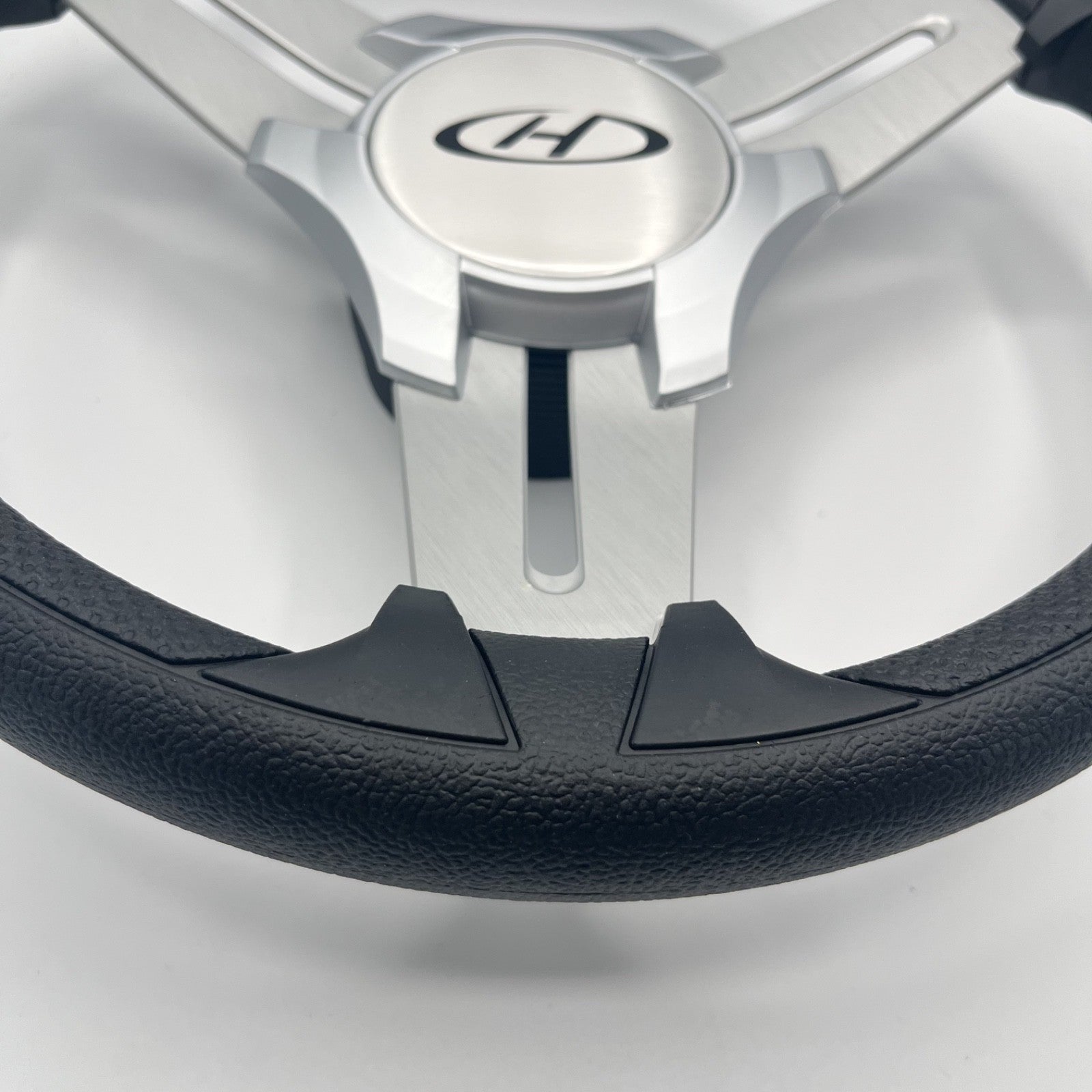 Model 15 Marine Steering Wheel Brush Alum Spokes | Silver Harris Kayot