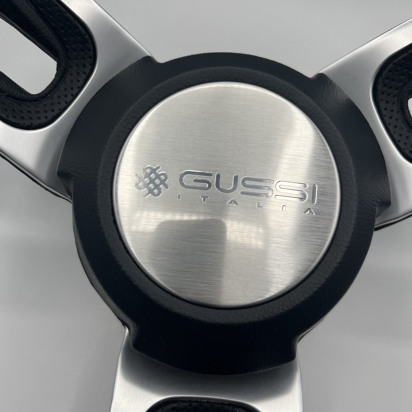 Gussi Italia Black Model 702 Steering Wheel | Gussi Italia
