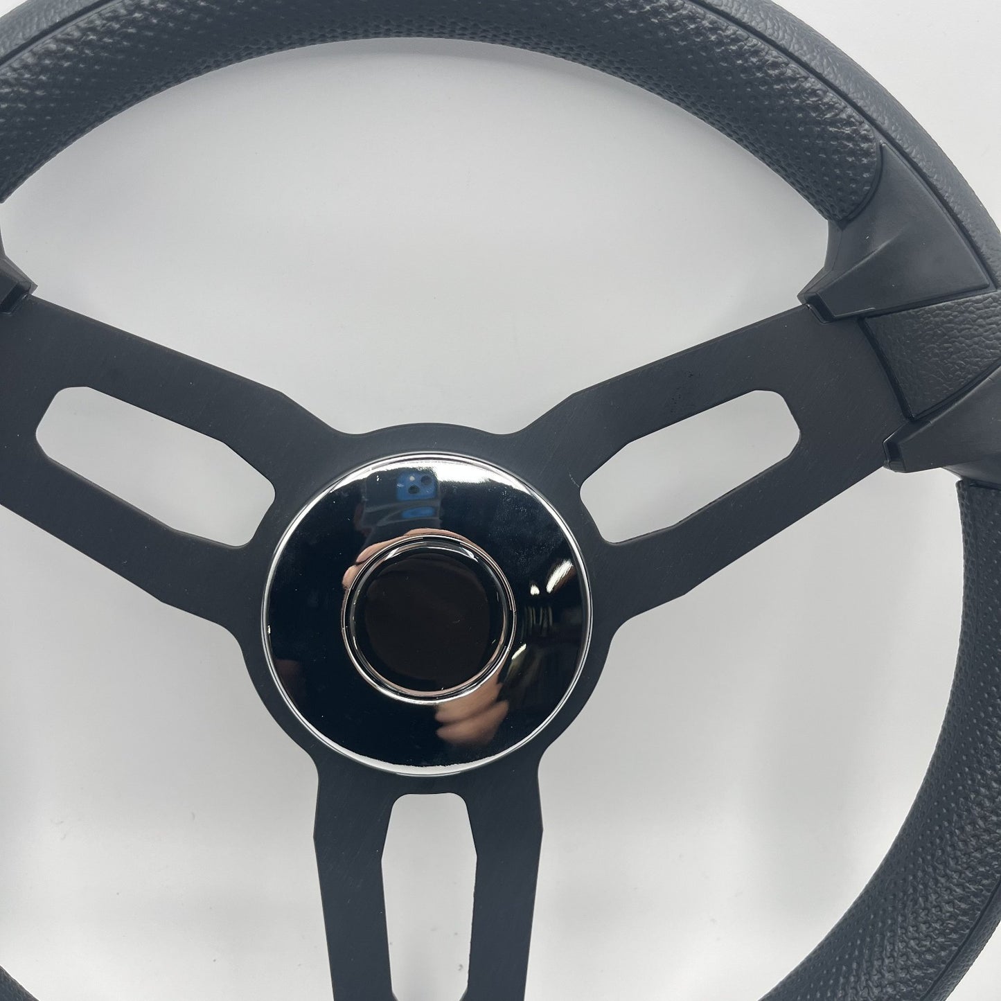 Gussi Italia Model 15 Steering Wheel Blk Brushed Alum Spokes | Chrome Blank