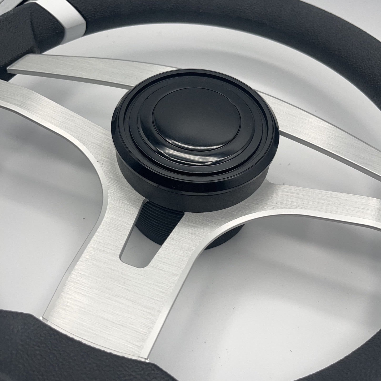 Badia Boat Steering Wheel Brushed Aluminum Spokes | LG Black Snap-in